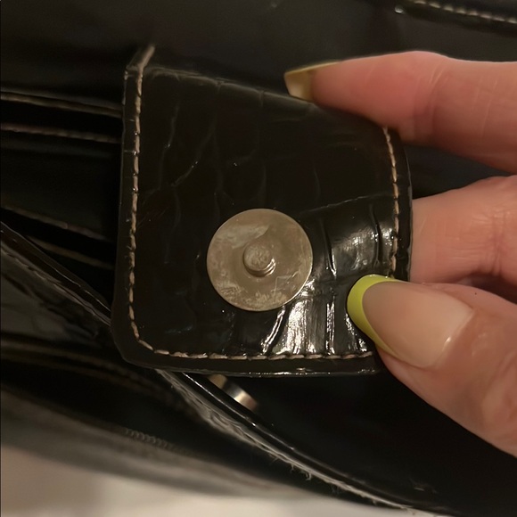 Rosetti Black Crocodile Embossed Shoulder Bag - Picture 7 of 8